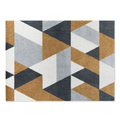 Blåne Fußmatte mit geometrischem Dreiecksmuster in Grau, Weiß und Braun für Innen- und Außenbereich.